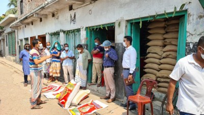 বাগেরহাটে লকডাউনে অনুমোদনহীণ প্রতিষ্ঠান খোলা, ২৫ হাজার টাকা জরিমানা